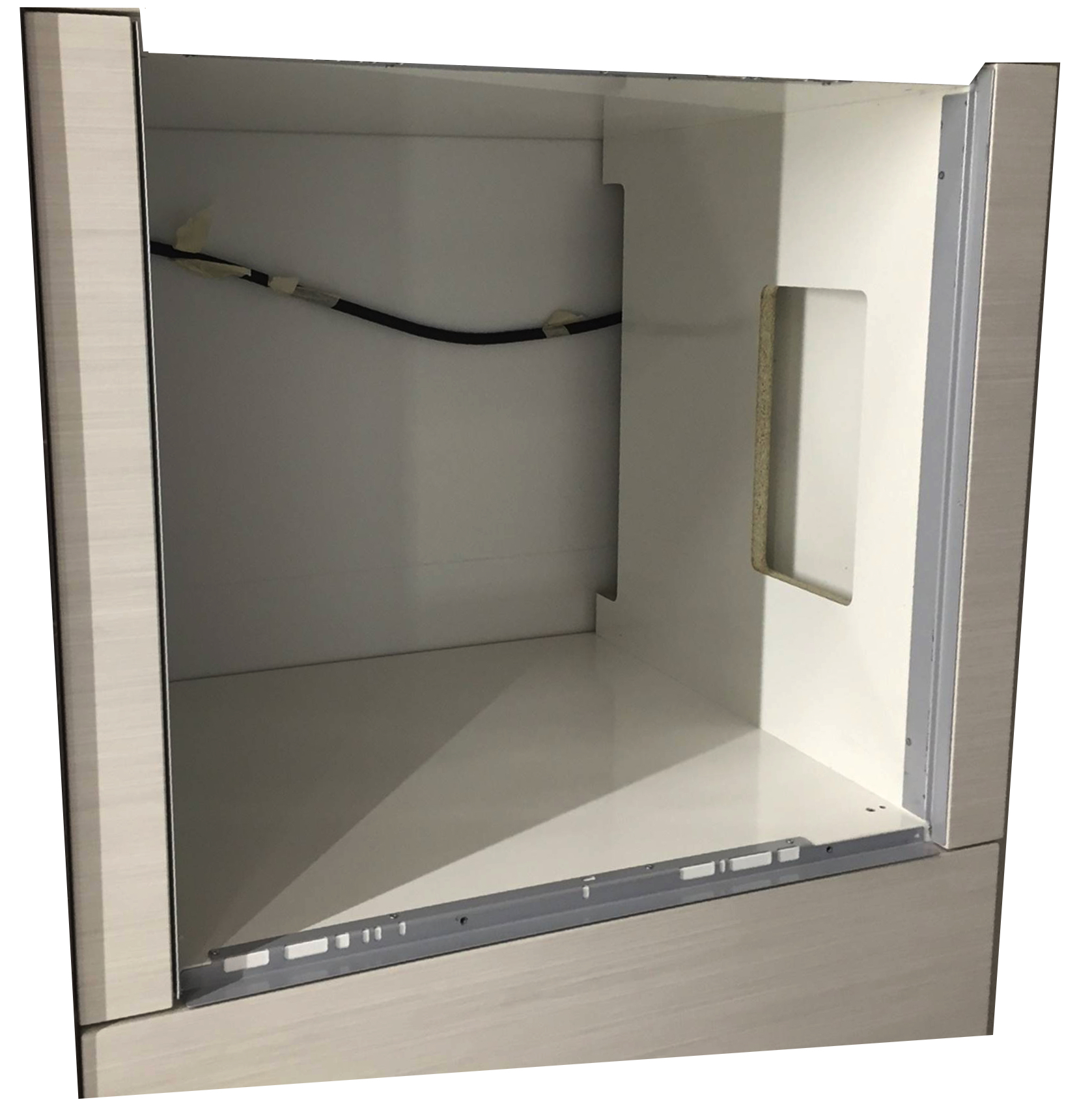 S60KU Heat Deflector Example for Kitchen